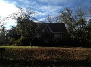 901 Cedar Ter, Columbia, SC 29209