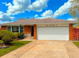 3252 191st St, Lansing, IL 60438