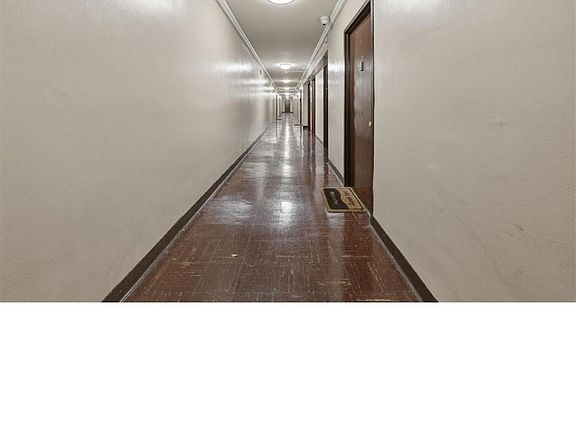5th image of 825 Morrison Avenue #8C