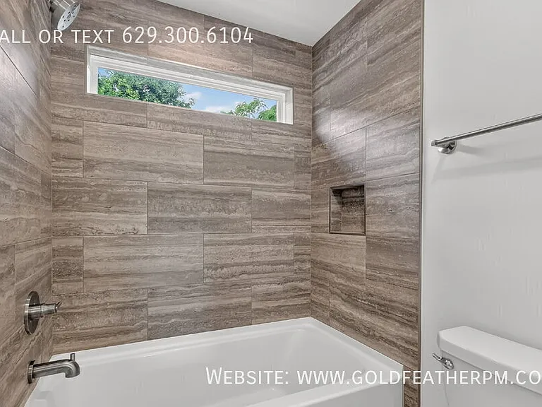 253A Riverside Dr — Photo 30