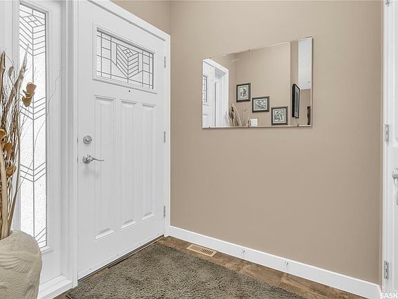 5th image of 1637 Canterbury Ln