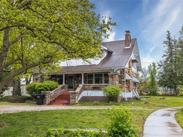 100 E Scioto St, Saint James, MO 65559