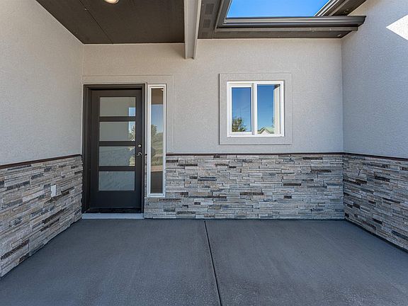 3rd image of 1301 M Rd