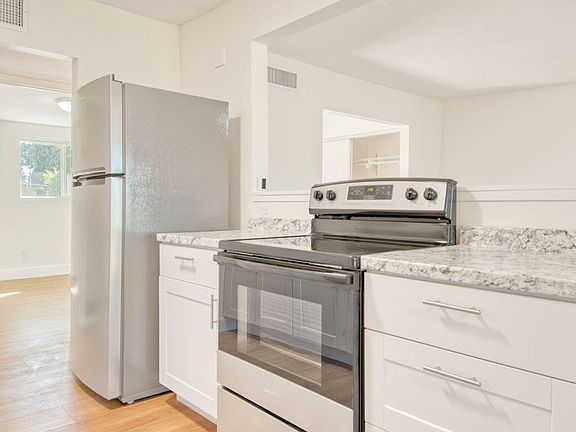5th image of 6549 E David Dr