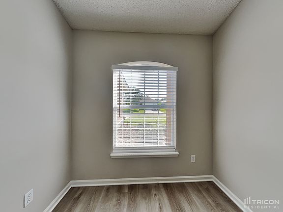 4th image of 6430 Silk Leaf Ln