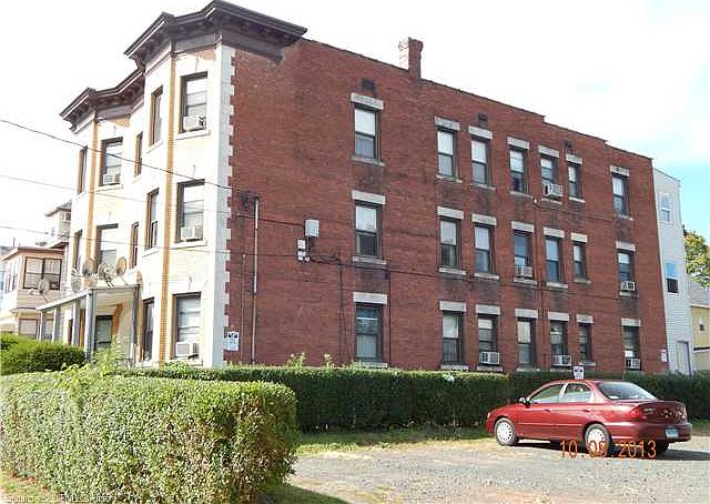 2nd image of 174 Standish St