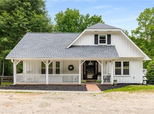 999 Bailey Rd, Woodstock, GA 30188