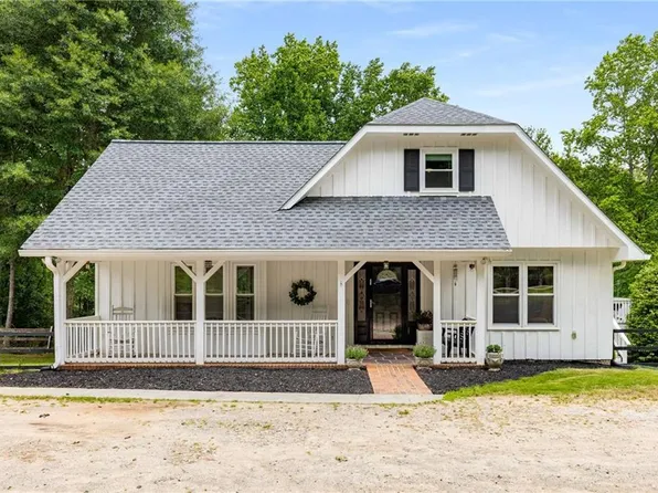 999 Bailey Rd, Woodstock, GA 30188
