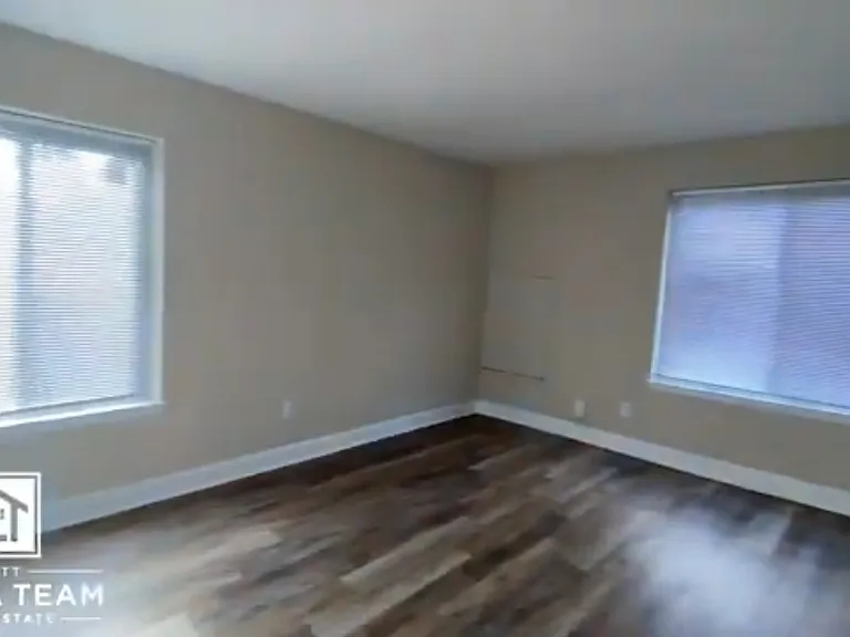 5200 Hilltop Dr #N — Photo 2