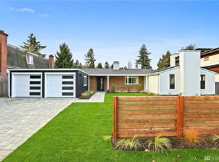10329 40th Ave NE, Seattle, WA 98125