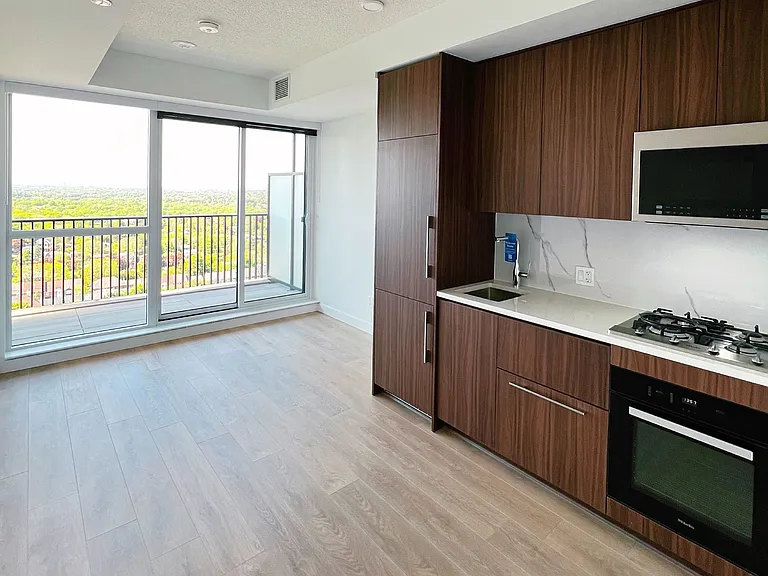 68 Esther Shiner Blvd #2107 — Photo 23