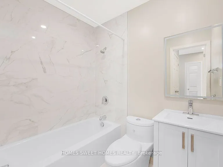 1352 Kennedy Rd #A — Photo 11