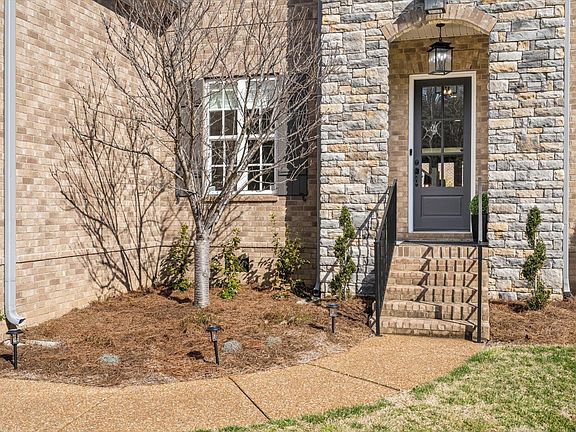 3rd image of 7020 Natchez Pointe Blvd