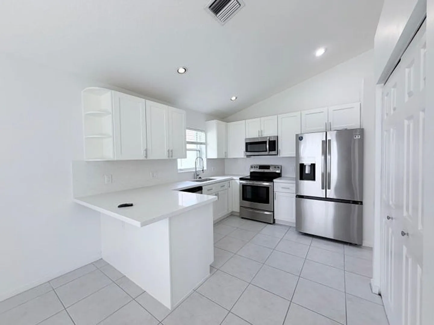 1975 Oak Berry Circle, Wellington, FL 33414 - 6115 — Photo 1