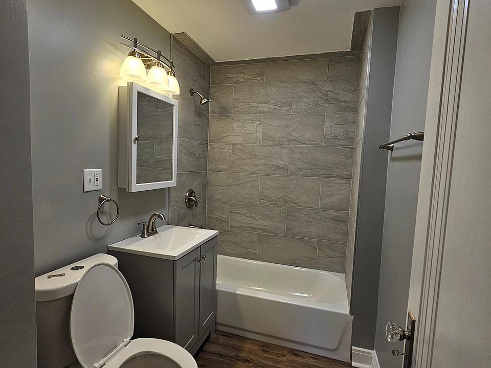 2nd image of 7536 W 62nd St #2