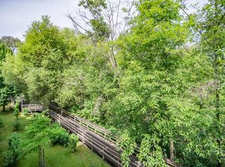 2551 Parkview Ln #308, Pt Coquitlam, BC V3C 6J8