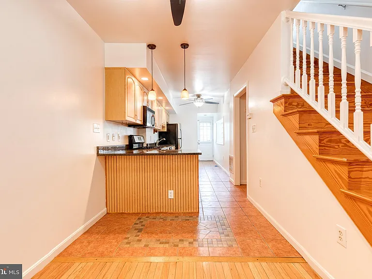 1608 S Hanover St — Photo 6