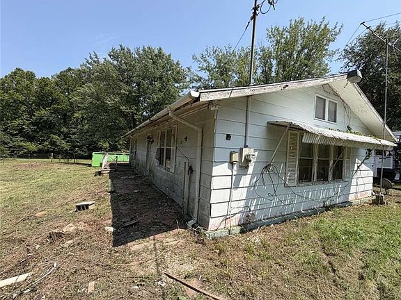 4th image of 4705 N Koger Rd