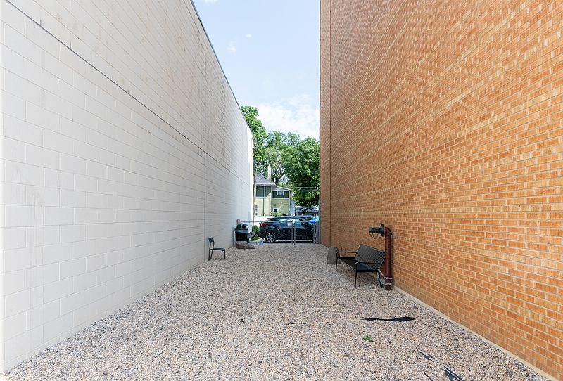 Winnipeg Apartment for rent - 1 Bedroom — photo 13