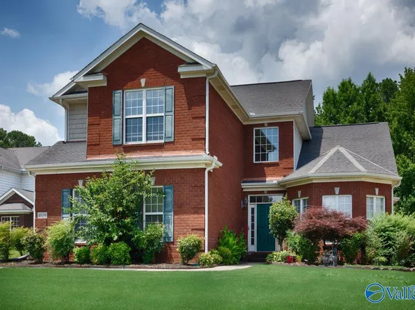 4824 Cove Valley Dr SE, Owens Cross Roads, AL 35763