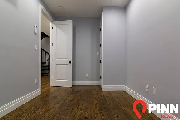 Rented by Pinn Realty | media 36