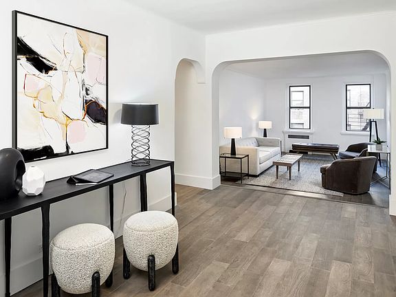 2nd image of 3000 Valentine Ave APT 4H