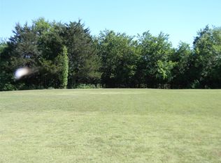 W Hayes St, Savoy, TX 75479