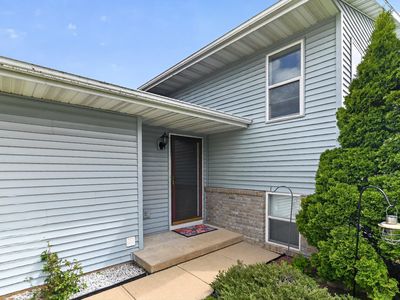 808A N Clover Ln, Cottage Grove, WI, 53527