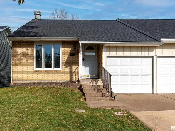 1822 W 66th St, Davenport, IA 52806