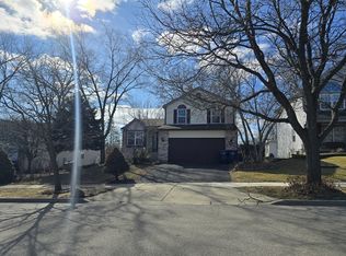 2607 Sycamore Dr, Waukegan, IL 60085