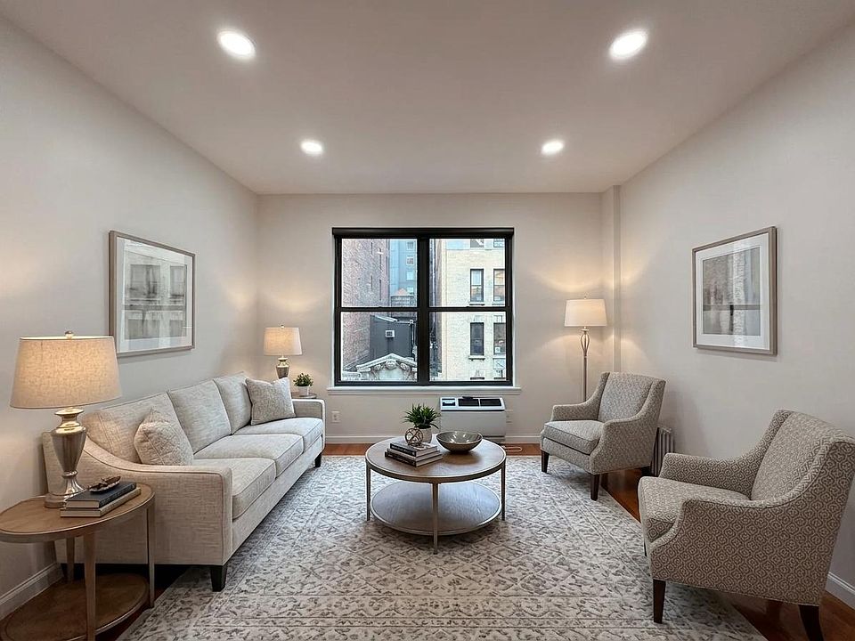 1st image of 11 E 32nd St APT 10B