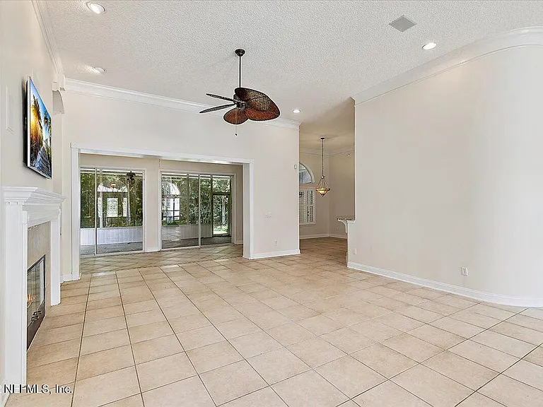 205 Odoms Mill Blvd — Photo 6