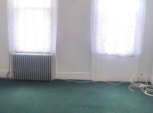 1677 Grove St, Flushing, NY 11385