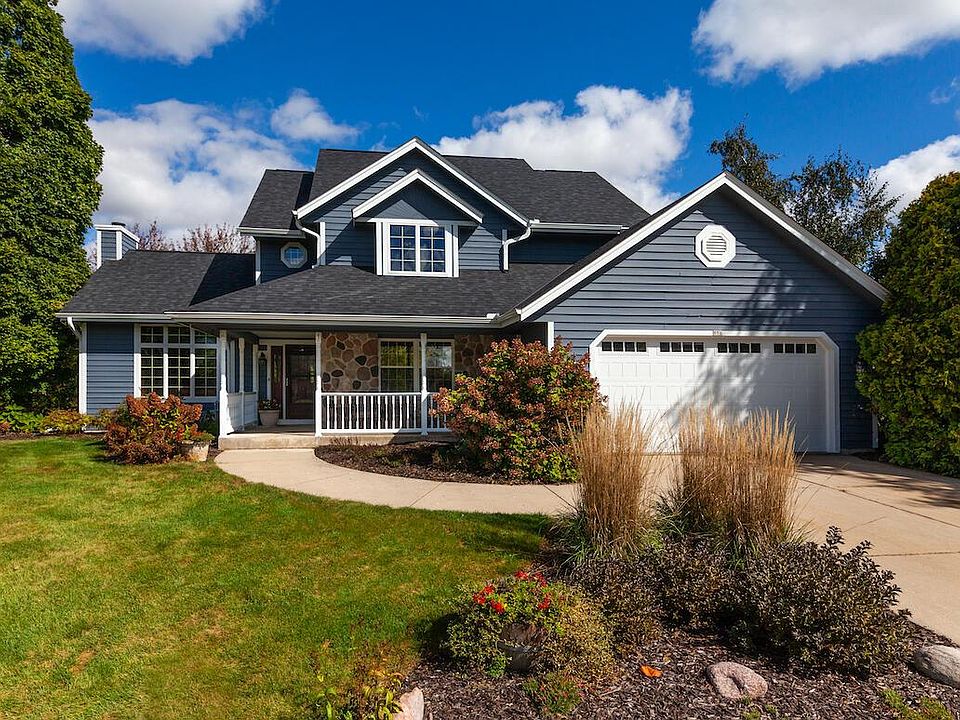 1st image of 656 Lake Bluff DRIVE