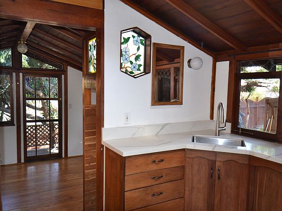2nd image of 3070 Palm St #3070.5-B