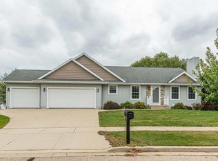 320 N 11th Ave, Monroe, WI 53566