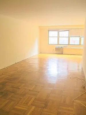 Rented by Living New York | media 33