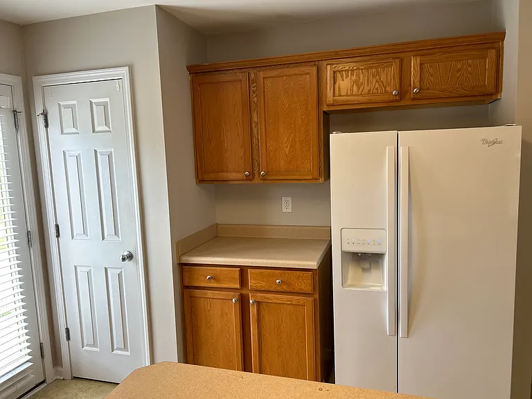 495 Walnut Woods Dr — Photo 7