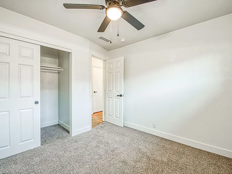 245 Minnewawa Ave #A — Photo 18