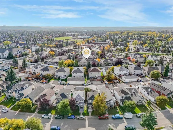 35 W Chaparral Ridge Ter SE, Calgary, AB T2X 3N6