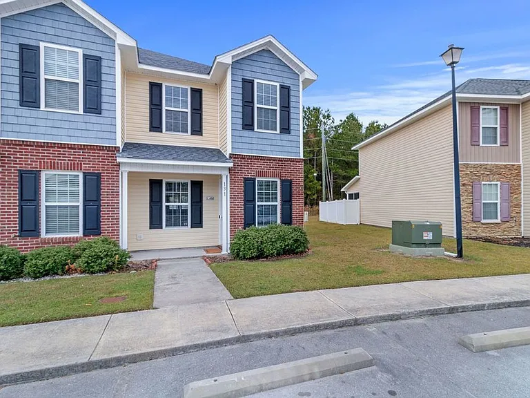 131 Glen Cannon Dr — Photo 2