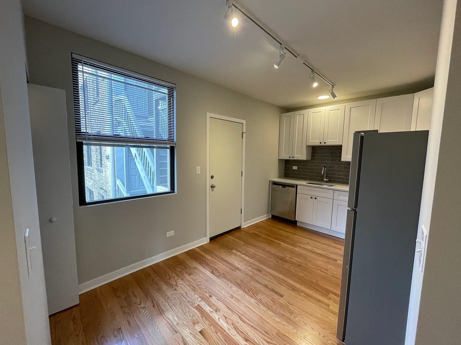 2 bed, $2,150 — Photo 4