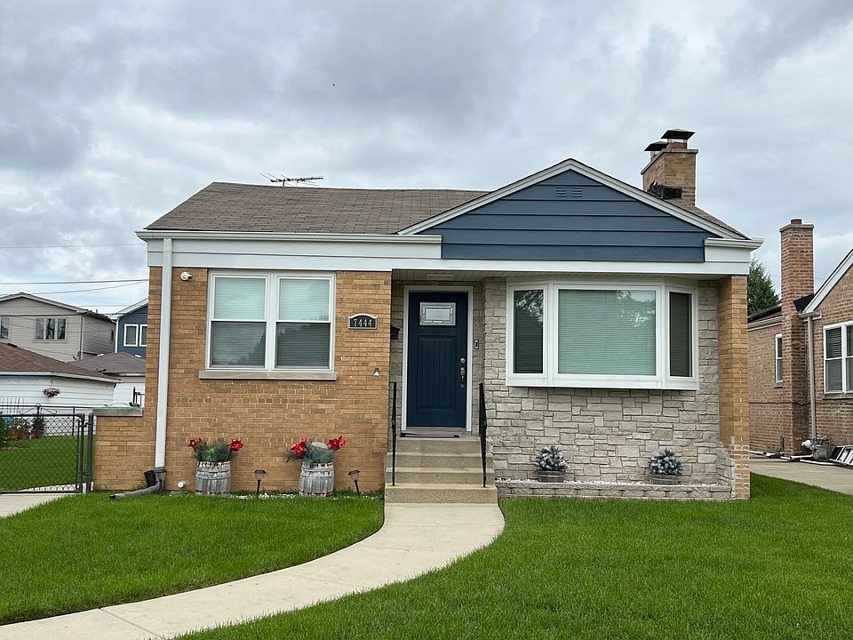 1st image of 7444 W Winnemac Ave