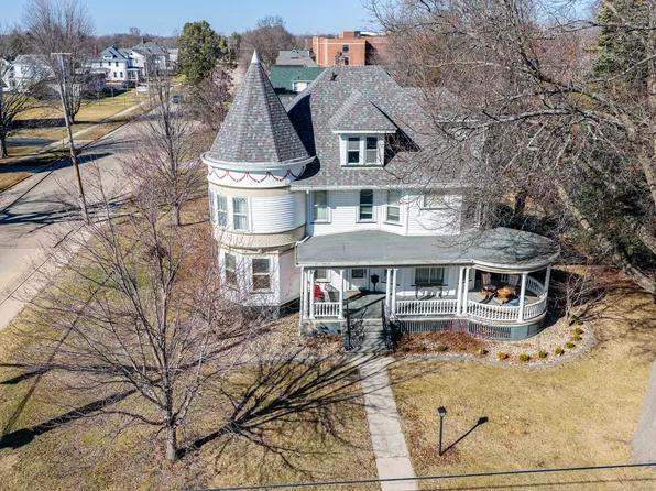 405 E Peru St, Princeton, IL 61356