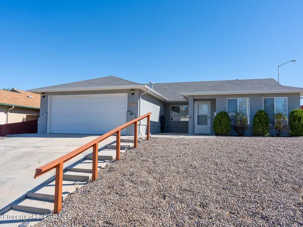 3701 Buckingham St, Farmington, NM 87402