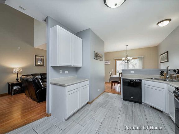 4th image of 241 Nicole Dr Unit C