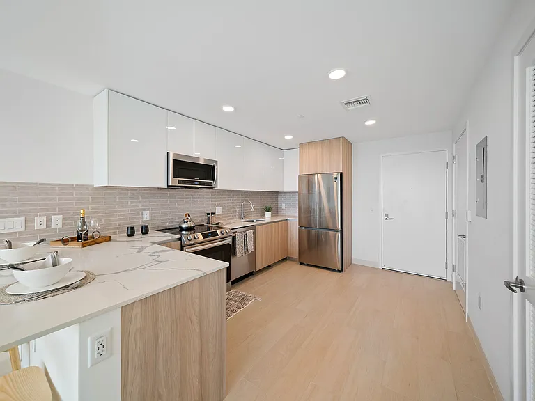 1818 Park — Photo 7
