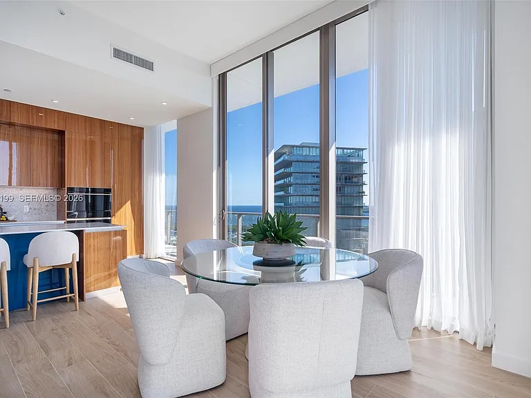 2655 S Bayshore Dr #1911 — Photo 14
