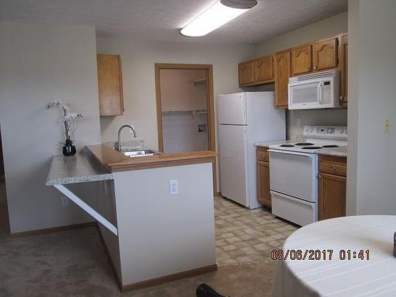 4th image of 703 Milcrest Dr #703