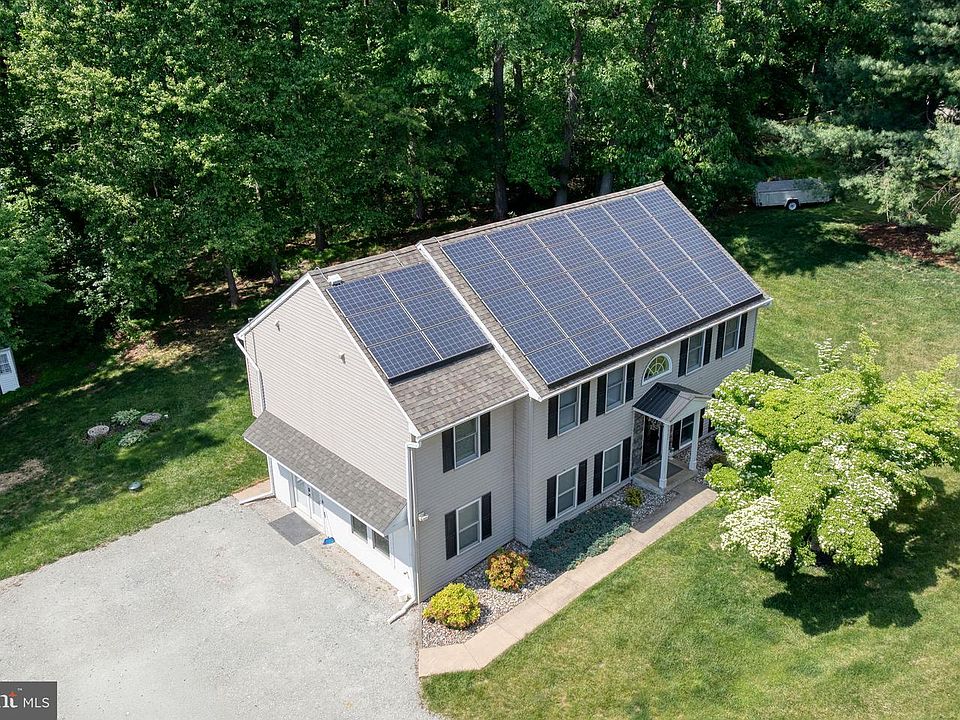 1st image of 700 King Pen Rd